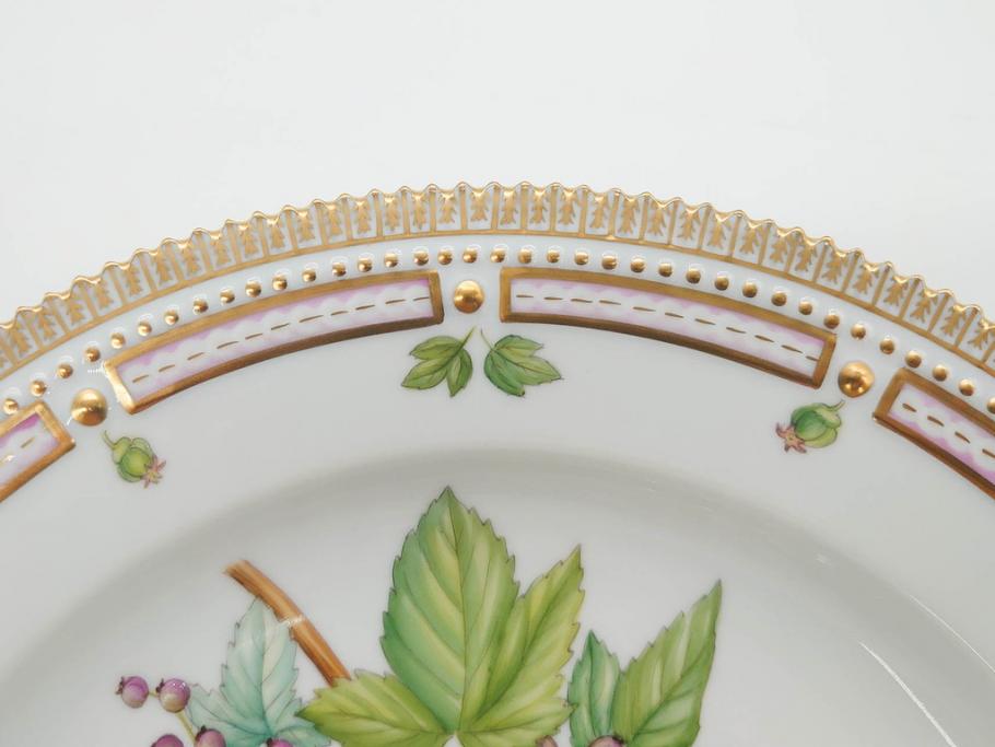 デンマーク　ROYAL COPENHAGEN(ロイヤルコペンハーゲン)　フローラダニカ　624　細部まで丁寧に色付された可愛らしいプレート(金彩、フラワー、ディッシュ、大皿、洋食器、北欧)(R-079049)