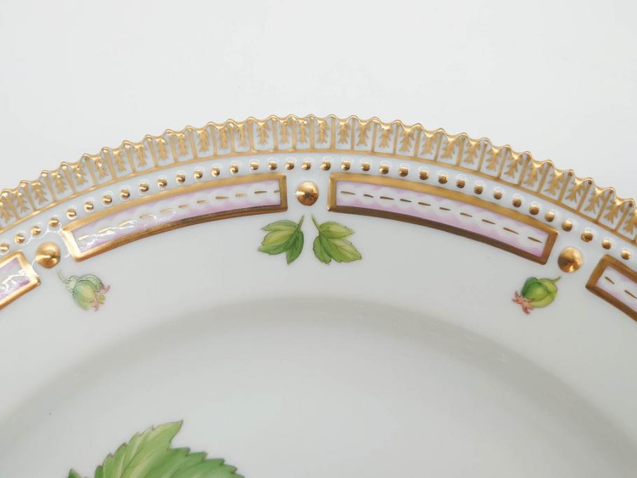 デンマーク　ROYAL COPENHAGEN(ロイヤルコペンハーゲン)　フローラダニカ　624　細部まで丁寧に色付された可愛らしいプレート(金彩、フラワー、ディッシュ、大皿、洋食器、北欧)(R-079049)
