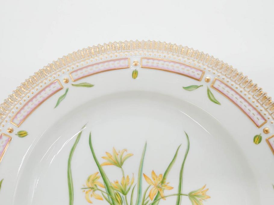 デンマーク　ROYAL COPENHAGEN(ロイヤルコペンハーゲン)　フローラダニカ　20/3549　食卓を鮮やかに彩るプレート(金彩、フラワー、ディッシュ、大皿、洋食器、北欧)(R-079050)