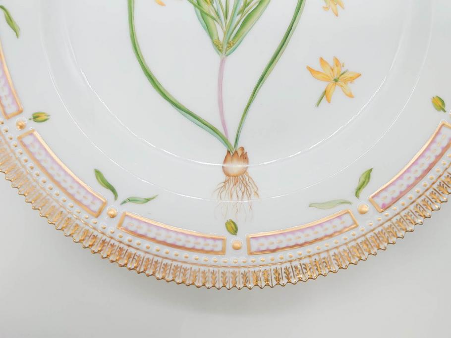 デンマーク　ROYAL COPENHAGEN(ロイヤルコペンハーゲン)　フローラダニカ　20/3549　食卓を鮮やかに彩るプレート(金彩、フラワー、ディッシュ、大皿、洋食器、北欧)(R-079050)