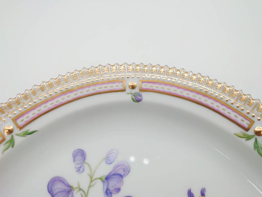 デンマーク　ROYAL COPENHAGEN(ロイヤルコペンハーゲン)　フローラダニカ　375　煌びやかさと淑やかさを兼ね備えた見事なオーバルプレート(金彩、フラワー、ディッシュ、大皿、洋食器、北欧)(R-079051)
