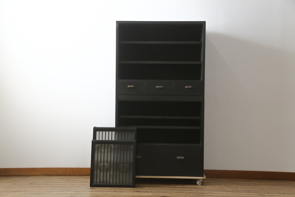 中古　ラフジュ工房オリジナル　古建具リメイク　すりガラス入り　洗練された和の雰囲気を放つ重ね戸棚(書院戸、組子、キャビネット、収納棚、食器棚)(R-078869)