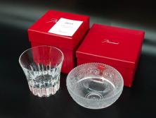 フランス　Baccarat　バカラ　エトナ(2011年・日本限定)　ARABESQUE SMALL BOWL(アラベスク スモール ボウル)　繊細なカッティングが煌めくタンブラー&ボウル(フルレッドクリスタルガラス、ロックグラス、コップ、グラス、小鉢、共箱付き)(R-079054)
