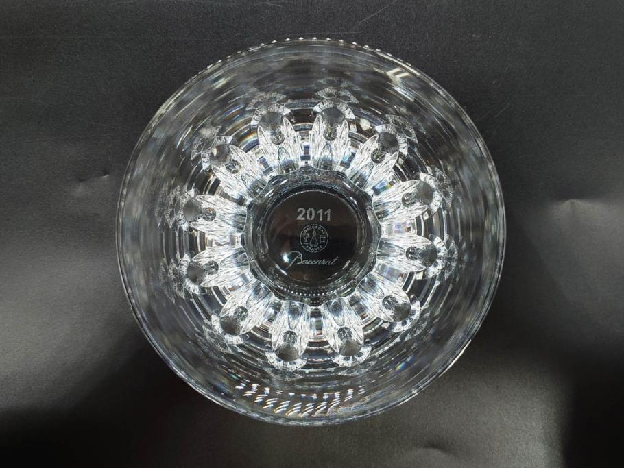 フランス　Baccarat　バカラ　エトナ(2011年・日本限定)　ARABESQUE SMALL BOWL(アラベスク スモール ボウル)　繊細なカッティングが煌めくタンブラー&ボウル(フルレッドクリスタルガラス、ロックグラス、コップ、グラス、小鉢、共箱付き)(R-079054)