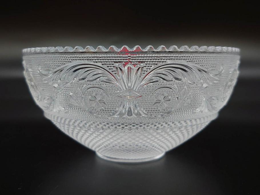 フランス　Baccarat　バカラ　エトナ(2011年・日本限定)　ARABESQUE SMALL BOWL(アラベスク スモール ボウル)　繊細なカッティングが煌めくタンブラー&ボウル(フルレッドクリスタルガラス、ロックグラス、コップ、グラス、小鉢、共箱付き)(R-079054)