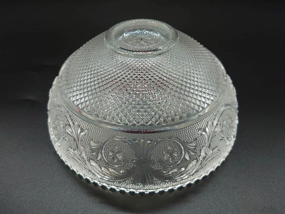フランス　Baccarat　バカラ　エトナ(2011年・日本限定)　ARABESQUE SMALL BOWL(アラベスク スモール ボウル)　繊細なカッティングが煌めくタンブラー&ボウル(フルレッドクリスタルガラス、ロックグラス、コップ、グラス、小鉢、共箱付き)(R-079054)