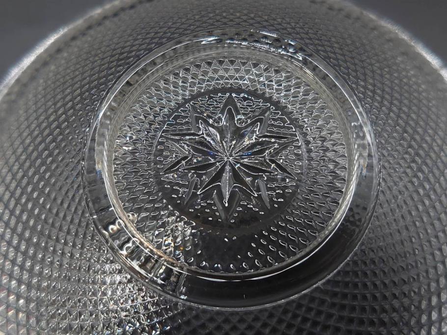 フランス　Baccarat　バカラ　エトナ(2011年・日本限定)　ARABESQUE SMALL BOWL(アラベスク スモール ボウル)　繊細なカッティングが煌めくタンブラー&ボウル(フルレッドクリスタルガラス、ロックグラス、コップ、グラス、小鉢、共箱付き)(R-079054)