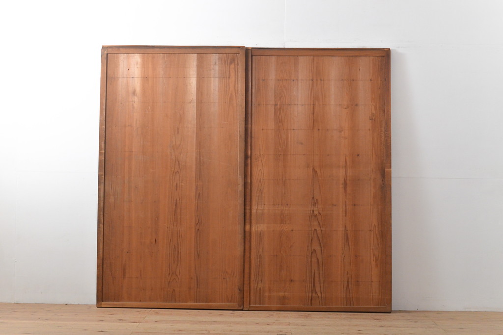 アンティーク建具　和の趣溢れる舞良戸2枚セット(板戸、帯戸、引き戸)(R-054457)