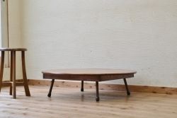 アンティーク家具　丸型鉄脚テーブル2