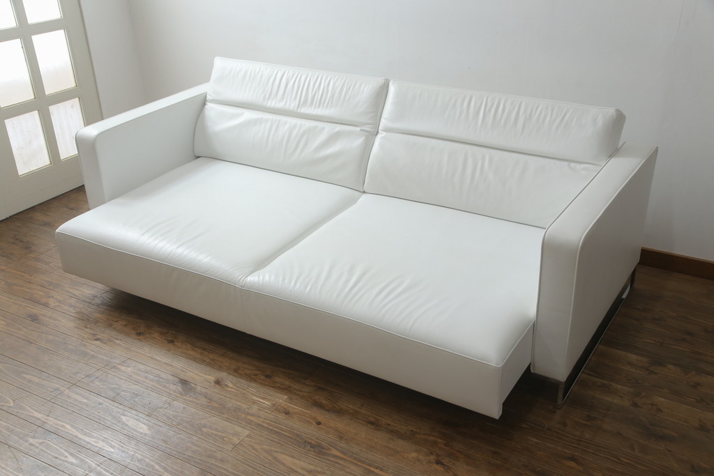 中古　美品　リーン・ロゼ(ligne roset)　Urbani　本革(レザー)　高級感漂う佇まいが魅力の大きな3人掛けソファ(リーンロゼ、三人掛け、3P、トリプルソファ、アームソファ)(R-068153)