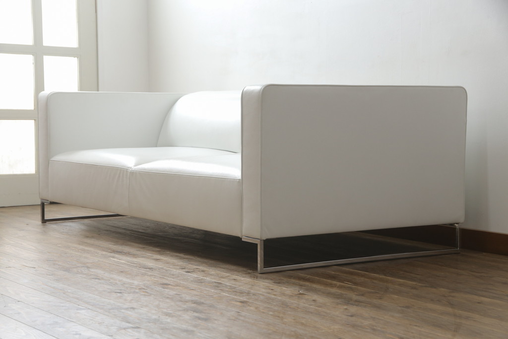 中古　美品　リーン・ロゼ(ligne roset)　Urbani　本革(レザー)　高級感漂う佇まいが魅力の3人掛けソファ(リーンロゼ、三人掛け、3P、トリプルソファ、アームソファ)(R-068154)