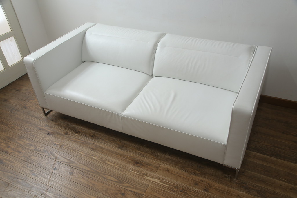 中古　美品　リーン・ロゼ(ligne roset)　Urbani　本革(レザー)　高級感漂う佇まいが魅力の3人掛けソファ(リーンロゼ、三人掛け、3P、トリプルソファ、アームソファ)(R-068154)