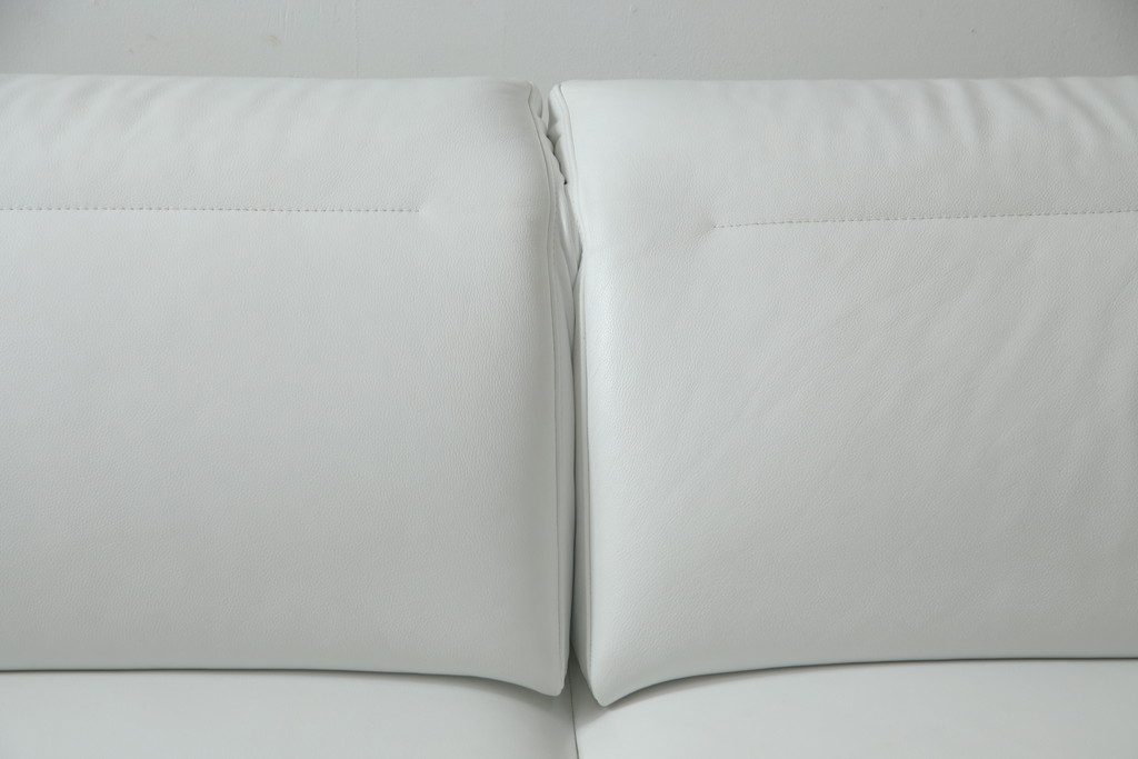 中古　美品　リーン・ロゼ(ligne roset)　Urbani　本革(レザー)　高級感漂う佇まいが魅力の3人掛けソファ(リーンロゼ、三人掛け、3P、トリプルソファ、アームソファ)(R-068154)
