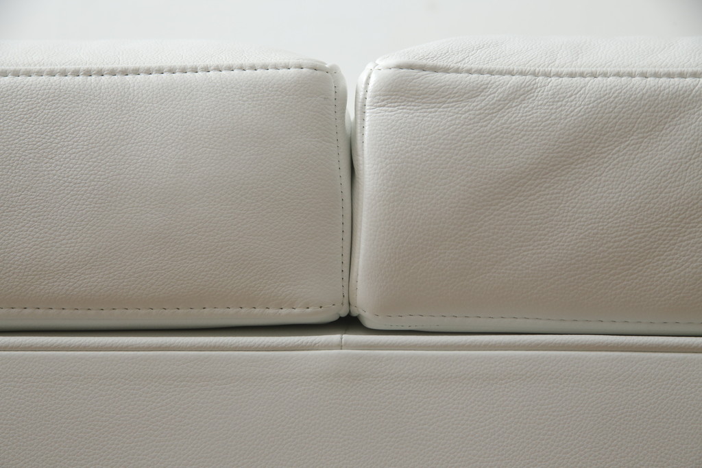 中古　美品　リーン・ロゼ(ligne roset)　Urbani　本革(レザー)　高級感漂う佇まいが魅力の3人掛けソファ(リーンロゼ、三人掛け、3P、トリプルソファ、アームソファ)(R-068154)