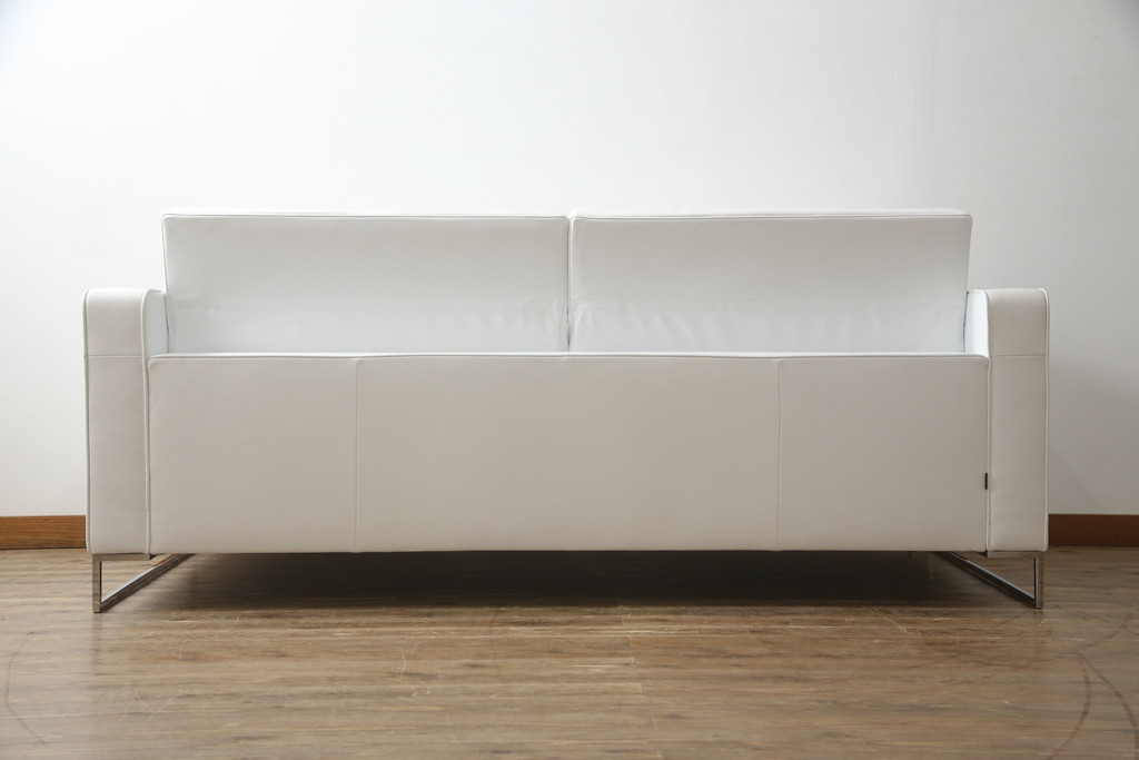 中古　美品　リーン・ロゼ(ligne roset)　Urbani　本革(レザー)　高級感漂う佇まいが魅力の3人掛けソファ(リーンロゼ、三人掛け、3P、トリプルソファ、アームソファ)(R-068154)
