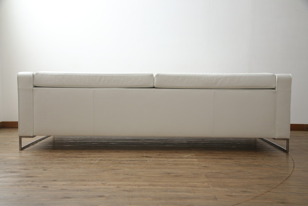 中古　美品　リーン・ロゼ(ligne roset)　Urbani　本革(レザー)　高級感漂う佇まいが魅力の大きな3人掛けソファ(リーンロゼ、三人掛け、3P、トリプルソファ、アームソファ)(R-068153)