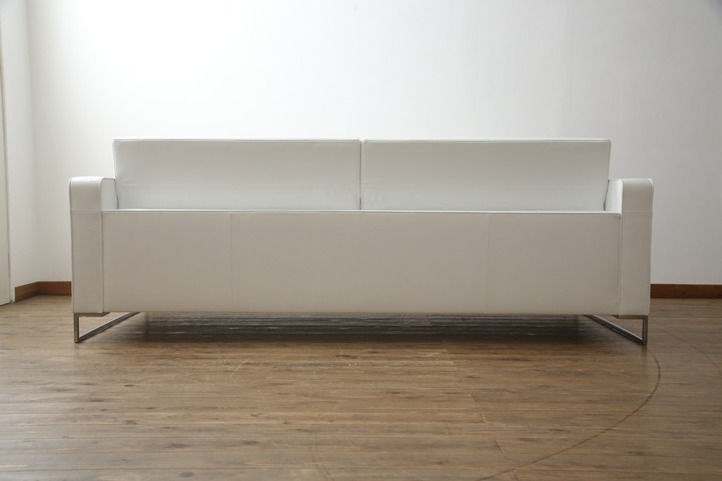 中古　美品　リーン・ロゼ(ligne roset)　Urbani　本革(レザー)　高級感漂う佇まいが魅力の大きな3人掛けソファ(リーンロゼ、三人掛け、3P、トリプルソファ、アームソファ)(R-068153)