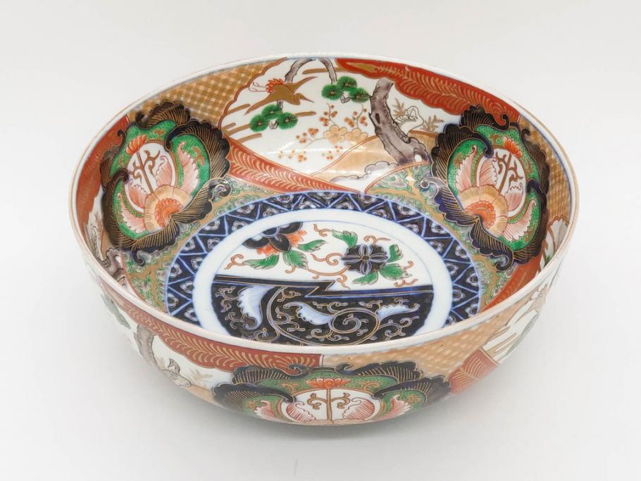 明治期　成化年製　伊万里　色絵　約31cm　1尺　色彩が鮮やかで豪華な深鉢(松、梅、鶴、ツル、菊、花、深皿、金彩、和食器、和皿、一尺)(R-079065)