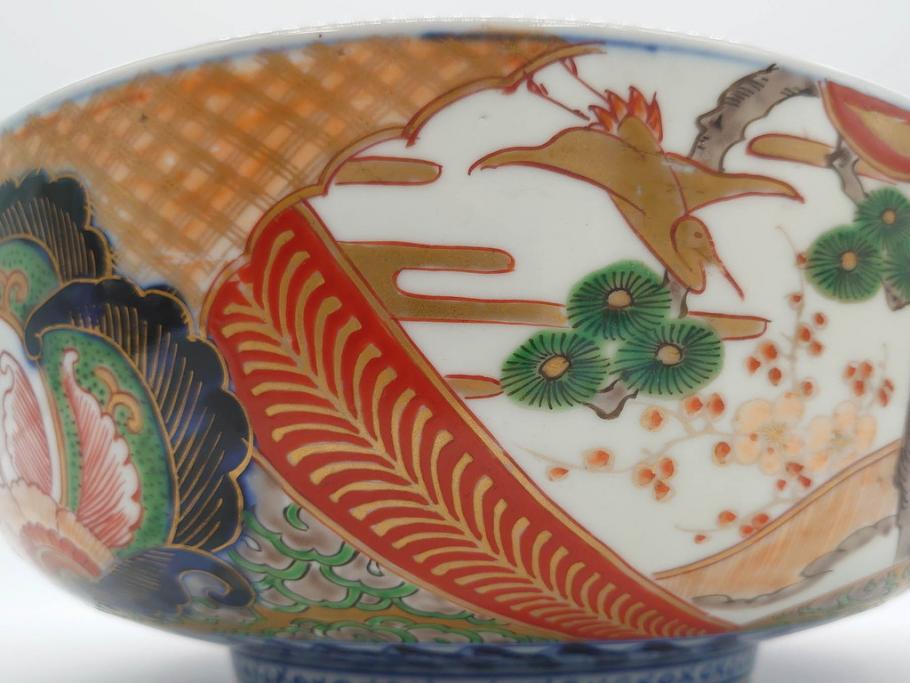 明治期　成化年製　伊万里　色絵　約31cm　1尺　色彩が鮮やかで豪華な深鉢(松、梅、鶴、ツル、菊、花、深皿、金彩、和食器、和皿、一尺)(R-079065)