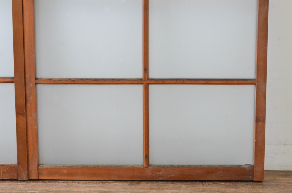 アンティーク建具　レトロな空間を引き立たせるガラス窓2枚セット(引き戸、ガラス戸)(R-064991)