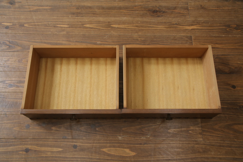 中古　美品　神戸元町欧風家具メープル不二屋製　マホガニー材の高級キャビネット(収納棚、戸棚)(R-069966)