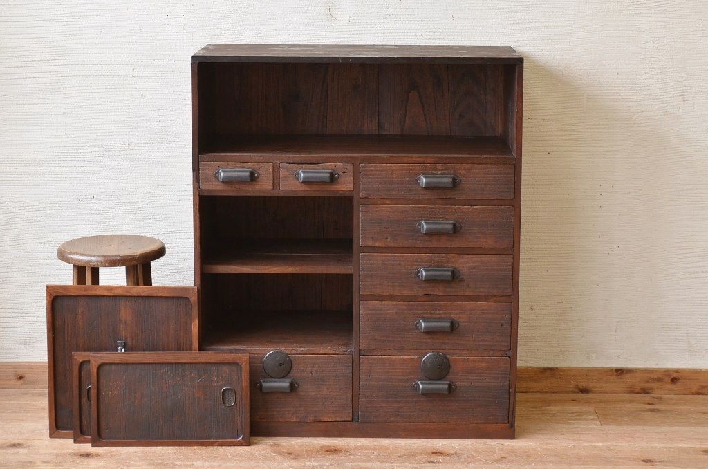 アンティーク家具　多少の傷み有り!!変わり型収納棚