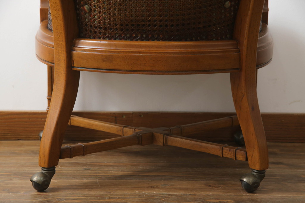 中古 美品　DREXEL HERITAGE(ドレクセルヘリテイジ)　Grand Villa(グランドヴィラ)　くつろぎの時間を演出するキャスター付きチェア(ダイニングチェア、アームチェア、椅子、イス)(R-061086)