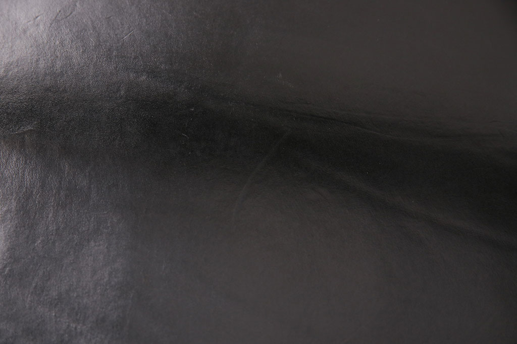 中古　Cassina(カッシーナ)　ル・コルビュジエ　LC1スリングチェア(アームチェア、椅子)(定価約44万円)(R-050377)