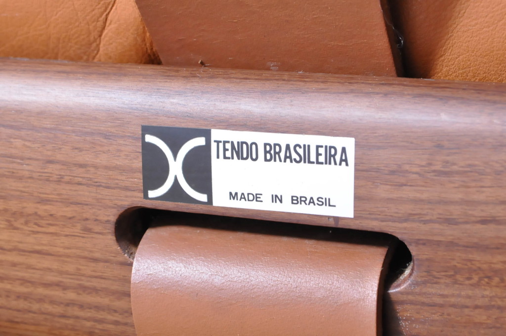 和製ビンテージ　天童木工(Tendo)　BRASILEIRA(ブラジレイラ)　希少!!　ブラジリアンローズウッド　ミッドセンチュリースタイルにおすすめな1人掛けソファ(1P、レザーソファ、本革、アームソファ、アームチェア、ヴィンテージ)(R-065181)