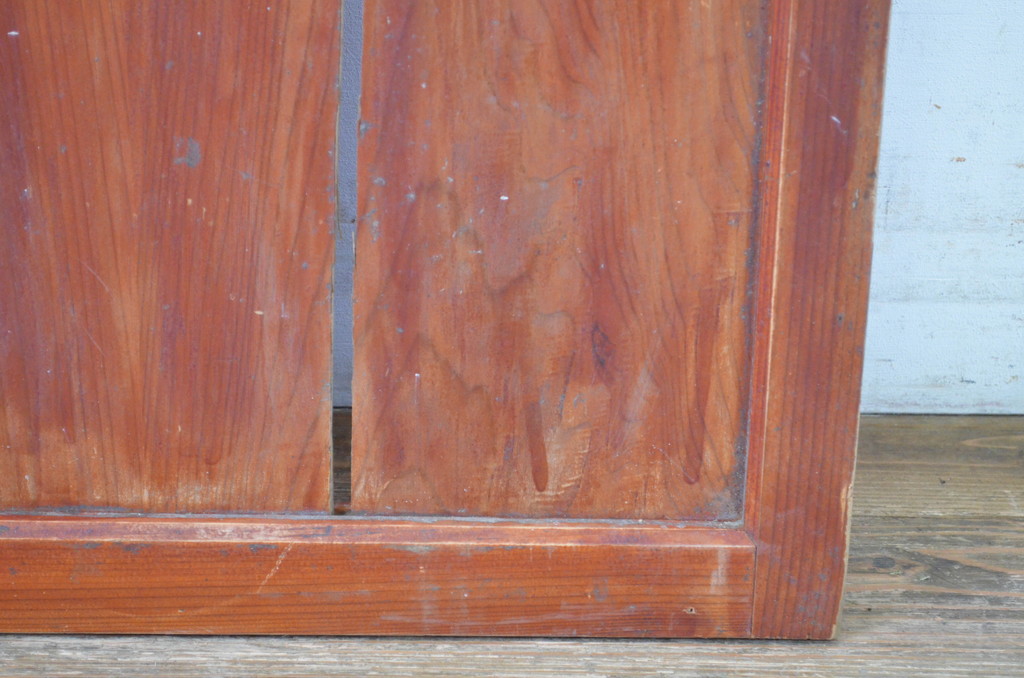アンティーク建具　赤みがかった色合いが目を惹くガラス帯の扉1枚(ドア、ガラス戸、木製扉、板戸)(R-064619)