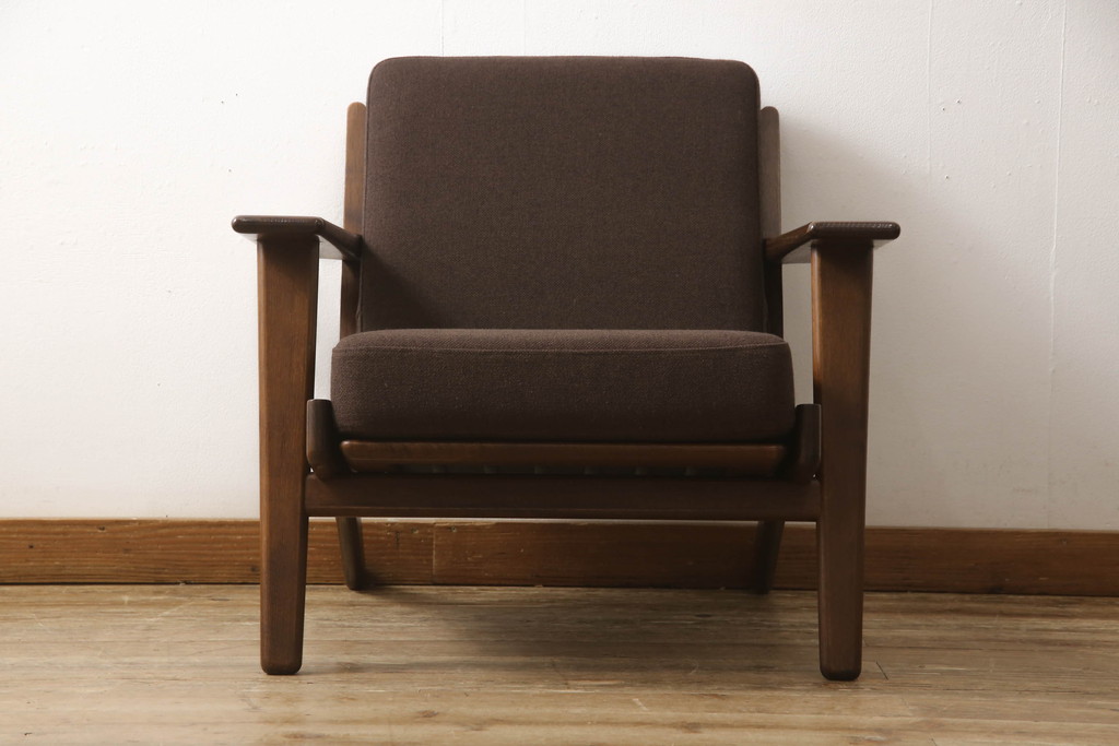 デンマークビンテージ　GETAMA(ゲタマ)　Hans J Wegner(ハンス・J・ウェグナー)　GE290　オーク材　くつろぎの空間を演出するアームチェア(椅子、イス、1P、一人掛けソファ、1人掛けソファ、ヴィンテージ、北欧)(R-062535)