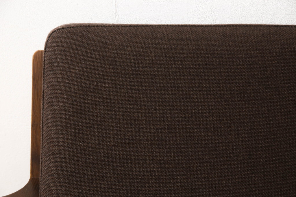 デンマークビンテージ　GETAMA(ゲタマ)　Hans J Wegner(ハンス・J・ウェグナー)　GE290　オーク材　くつろぎの空間を演出するアームチェア(椅子、イス、1P、一人掛けソファ、1人掛けソファ、ヴィンテージ、北欧)(R-062535)