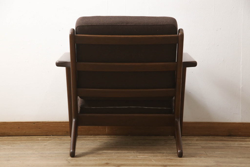 デンマークビンテージ　GETAMA(ゲタマ)　Hans J Wegner(ハンス・J・ウェグナー)　GE290　オーク材　くつろぎの空間を演出するアームチェア(椅子、イス、1P、一人掛けソファ、1人掛けソファ、ヴィンテージ、北欧)(R-062535)
