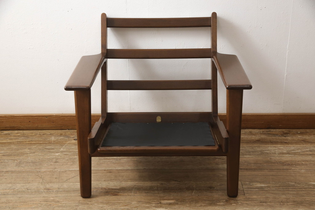 デンマークビンテージ　GETAMA(ゲタマ)　Hans J Wegner(ハンス・J・ウェグナー)　GE290　オーク材　くつろぎの空間を演出するアームチェア(椅子、イス、1P、一人掛けソファ、1人掛けソファ、ヴィンテージ、北欧)(R-062535)