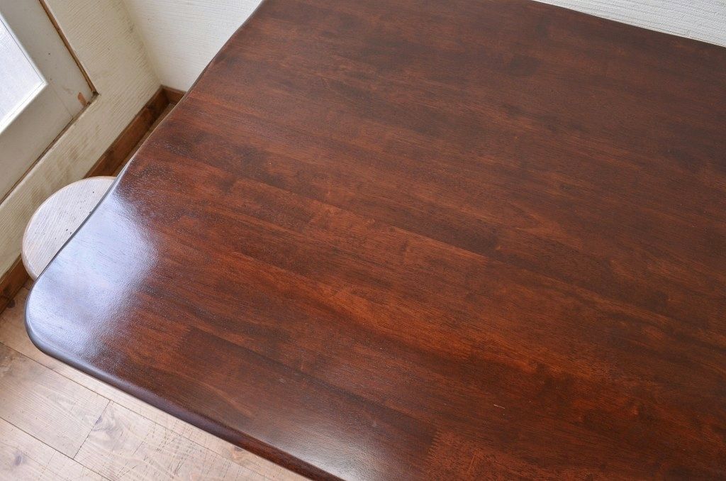 中古　カリモクダイニングテーブル