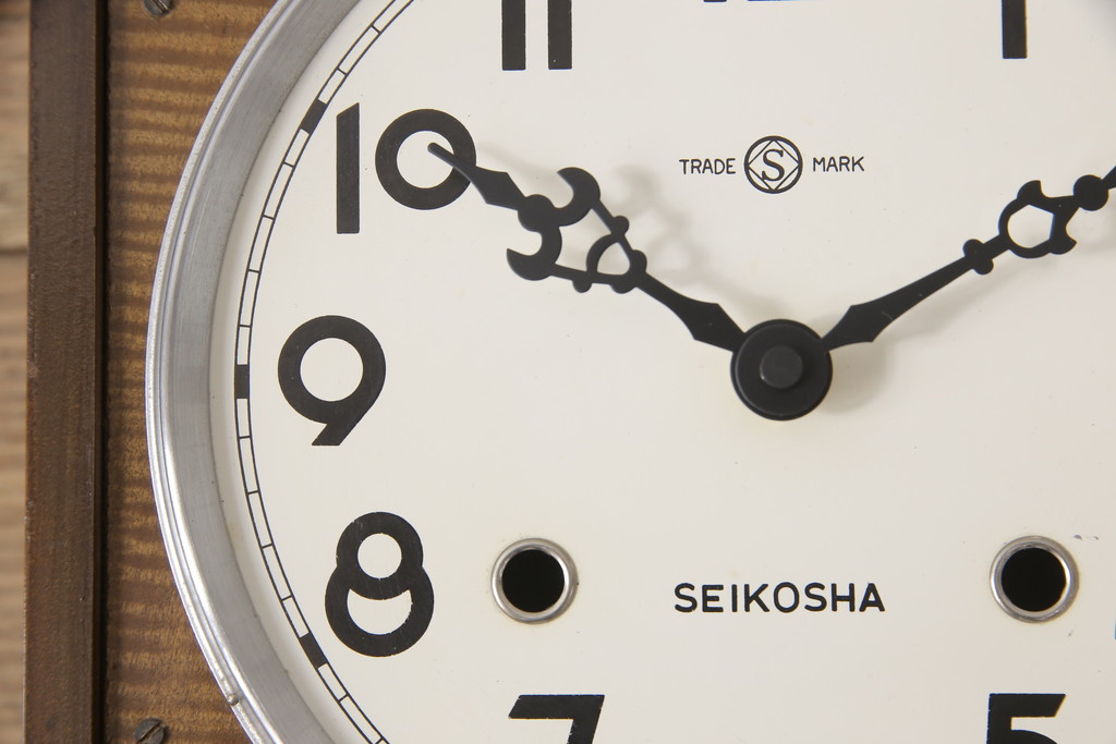 和製ビンテージ　TRADE(S)MARK　精工舎(SEIKOSHA、セイコー)　電池式　どこか懐かしさを感じる掛け時計(柱時計、古時計、ヴィンテージ)(R-054871)