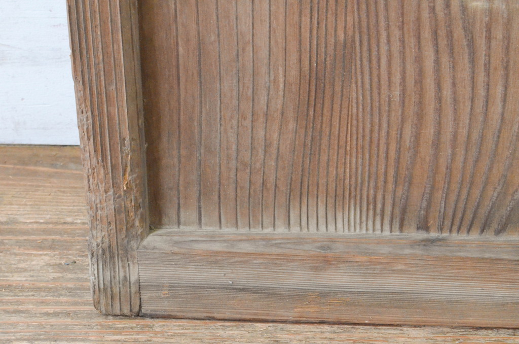 アンティーク建具　経年を感じさせる木味が魅力のガラス戸1枚(引き戸)(R-064911)