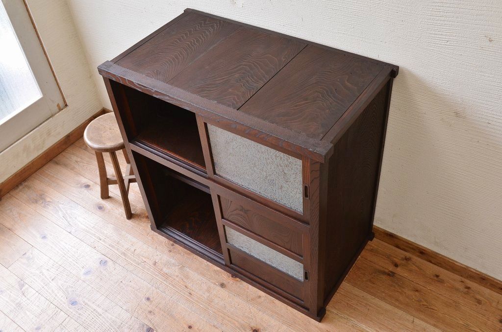 アンティーク家具　前面欅!結霜ガラスアンティーク収納棚(食器棚)