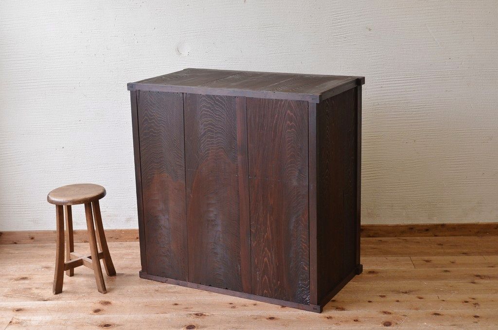 アンティーク家具　前面欅!結霜ガラスアンティーク収納棚(食器棚)