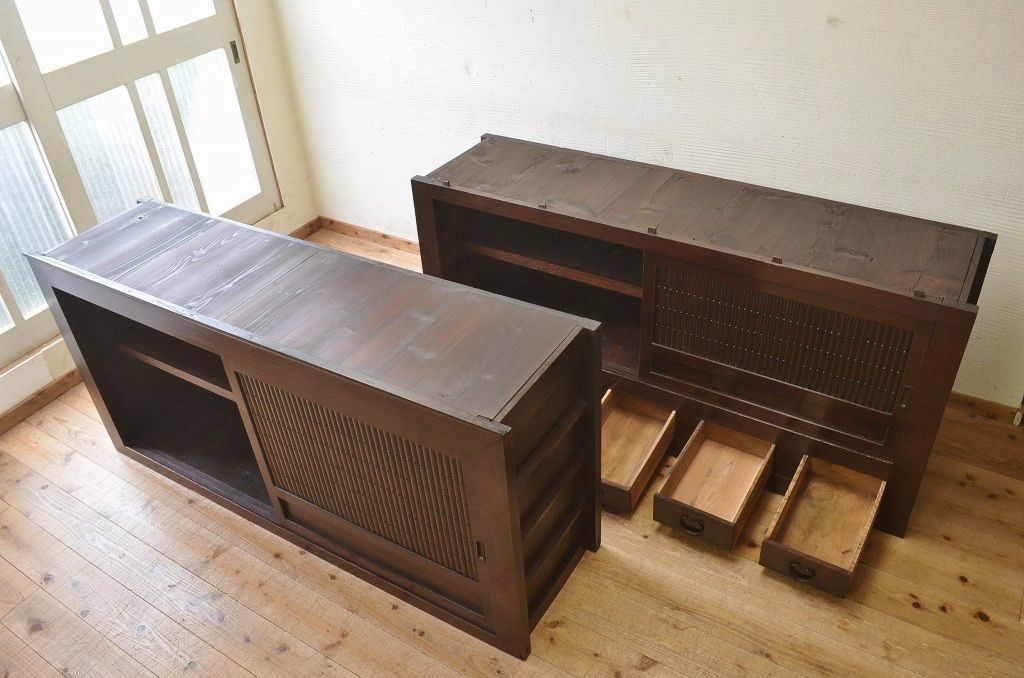 アンティーク家具　明治〜大正時代　丸桟引き戸の変わり型近江水屋箪笥
