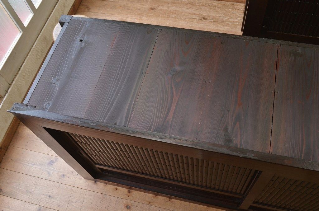アンティーク家具　明治〜大正時代　丸桟引き戸の変わり型近江水屋箪笥