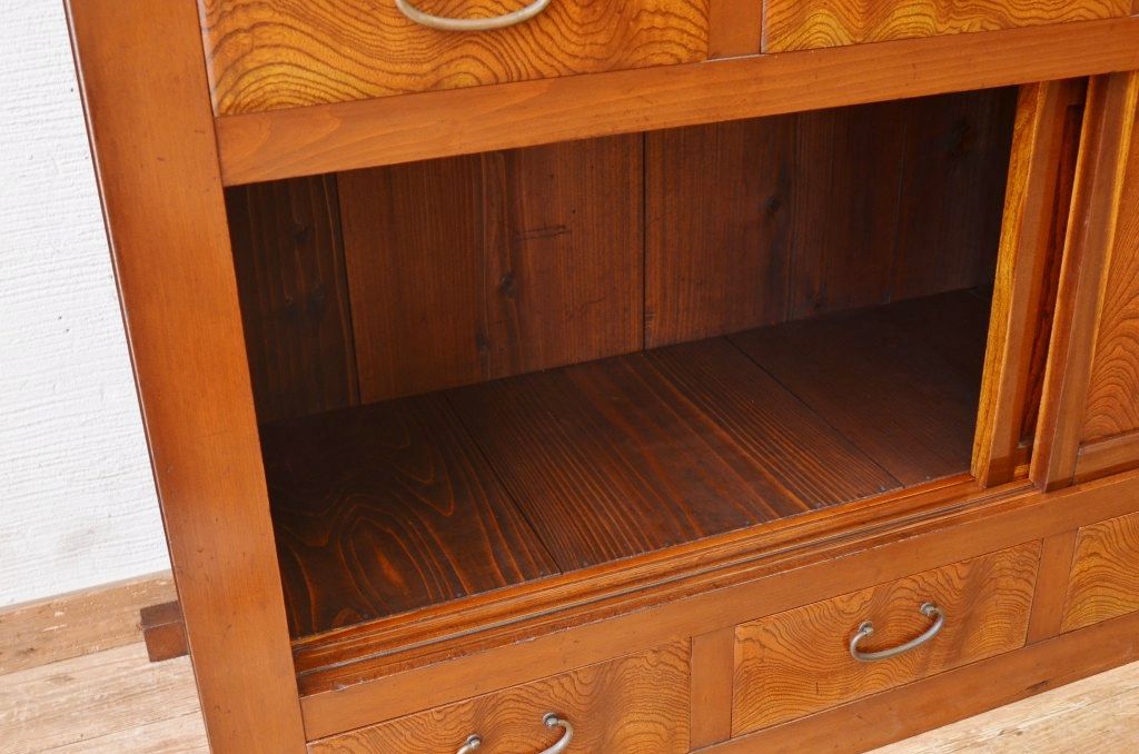 アンティーク家具　古民具　骨董　極上のコンディションの欅玉杢金沢水屋箪笥