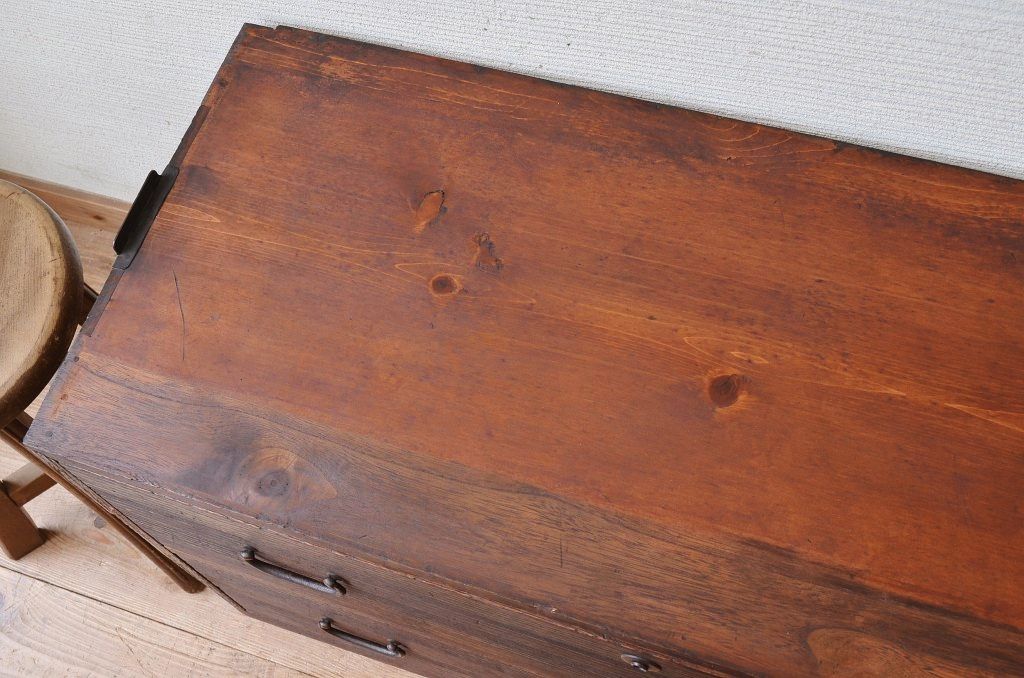 アンティーク家具　☆古い桐材の重ね箪笥(桐箪笥、桐たんす)