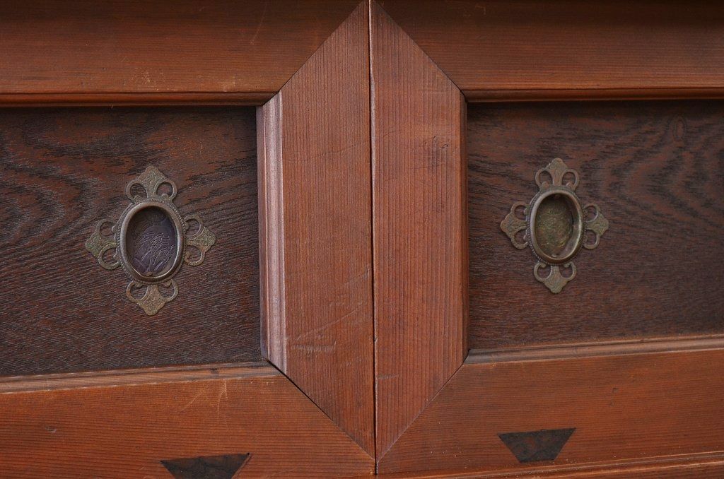 極上美品!二段重ね四尺水屋箪笥