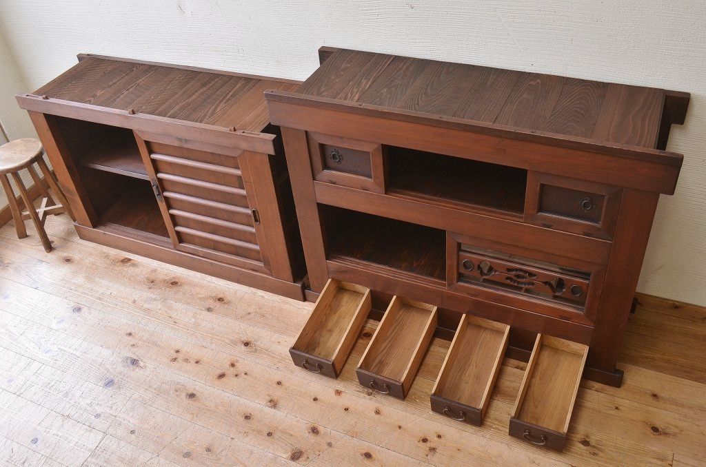 極上美品!二段重ね四尺水屋箪笥