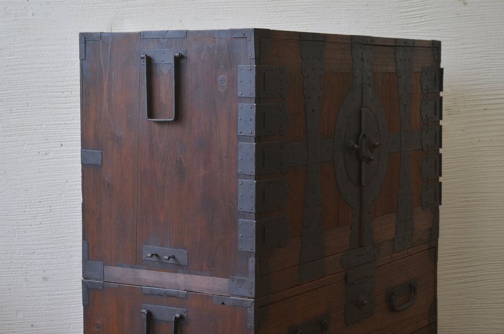 アンティーク家具　明治時代　観音開き二段重ね時代箪笥