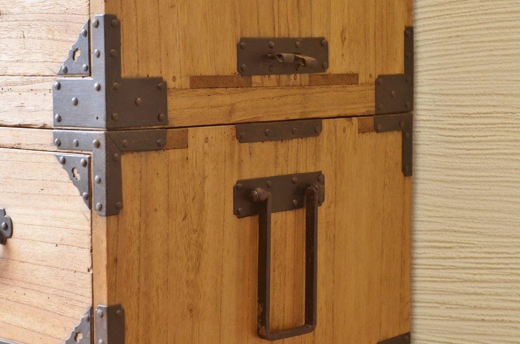 ☆極上美品!桐材の重ね時代箪笥(桐箪笥、桐たんす)