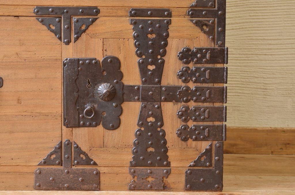 ☆極上美品!桐材の重ね時代箪笥(桐箪笥、桐たんす)