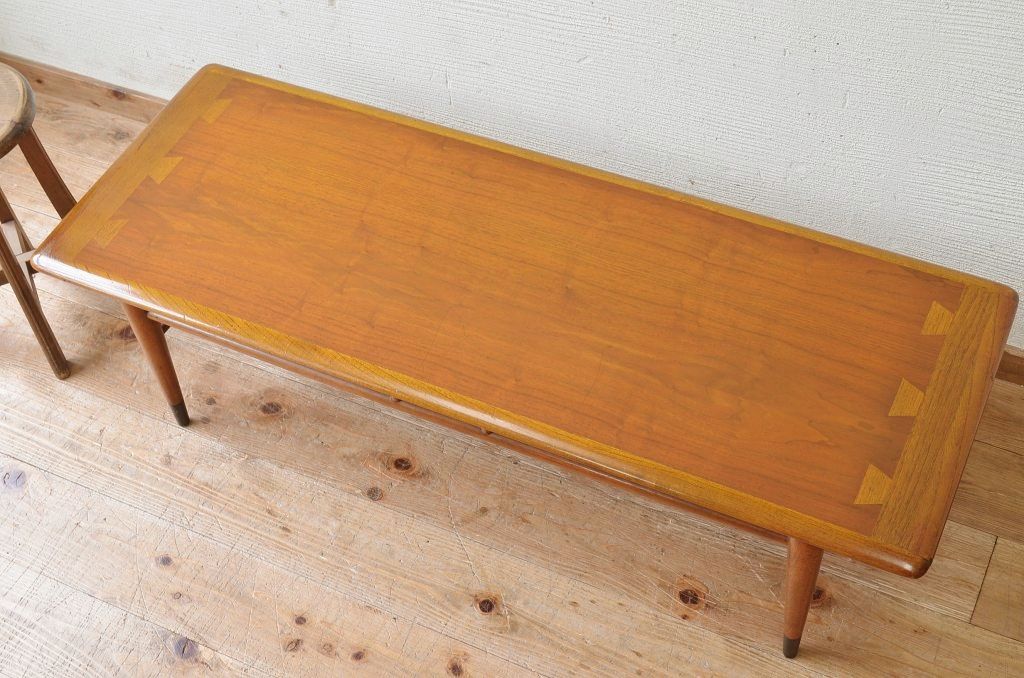 アンティーク家具　1960年代　アメリカ「レーン」製コーヒーテーブル (センターテーブル)