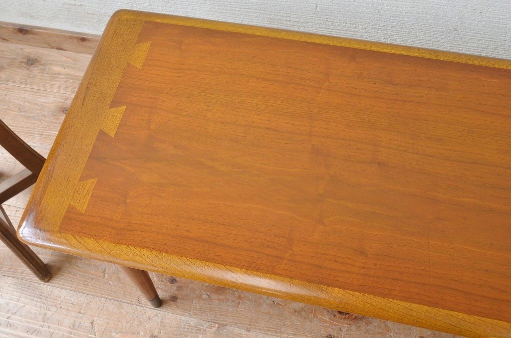 アンティーク家具　1960年代　アメリカ「レーン」製コーヒーテーブル (センターテーブル)